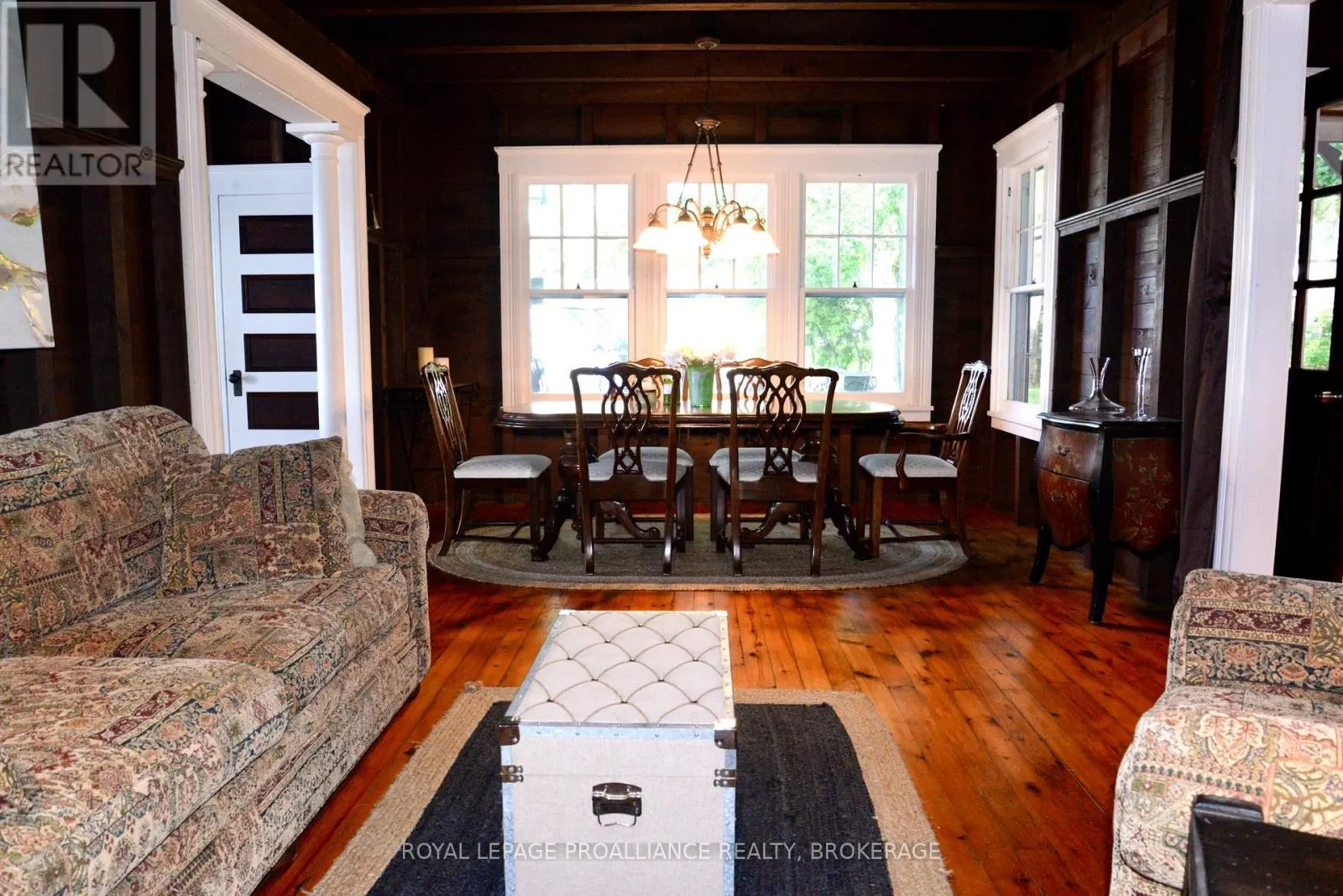 121 TREMONT PARK ISLAND