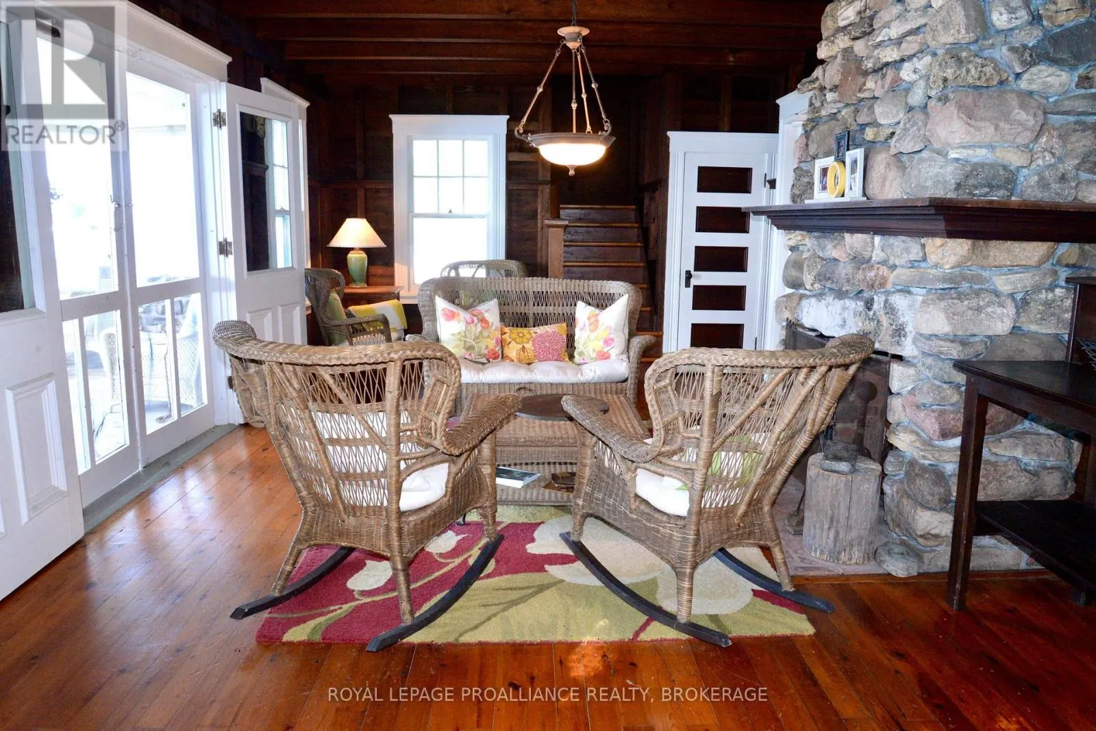 121 TREMONT PARK ISLAND