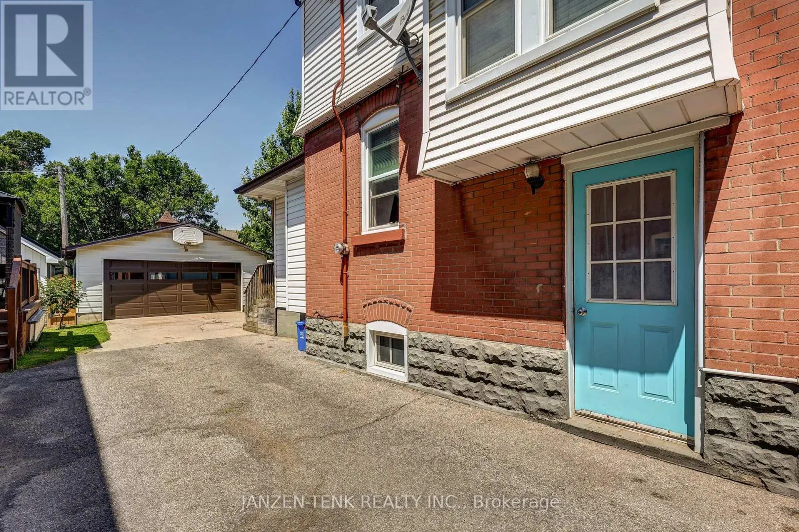 17 KING STREET