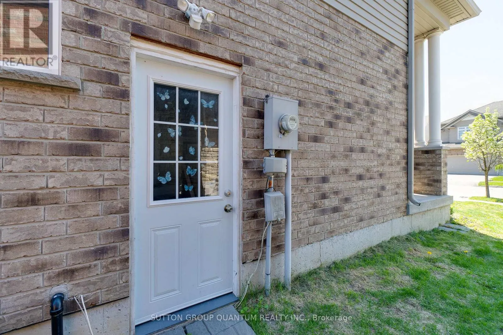 928 DUNBLANE COURT