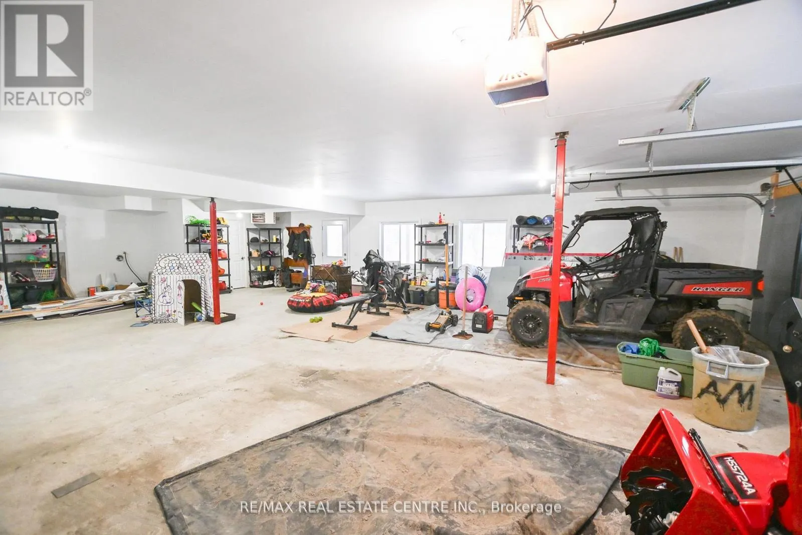 1033 NORTH SHORE DRIVE