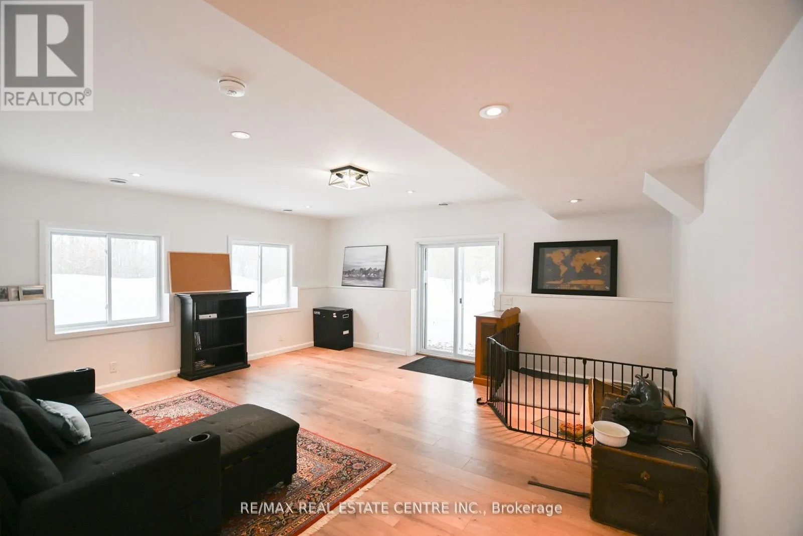 1033 NORTH SHORE DRIVE