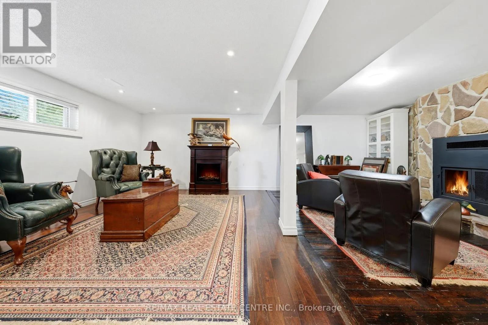 13 DOUGLAS CRESCENT
