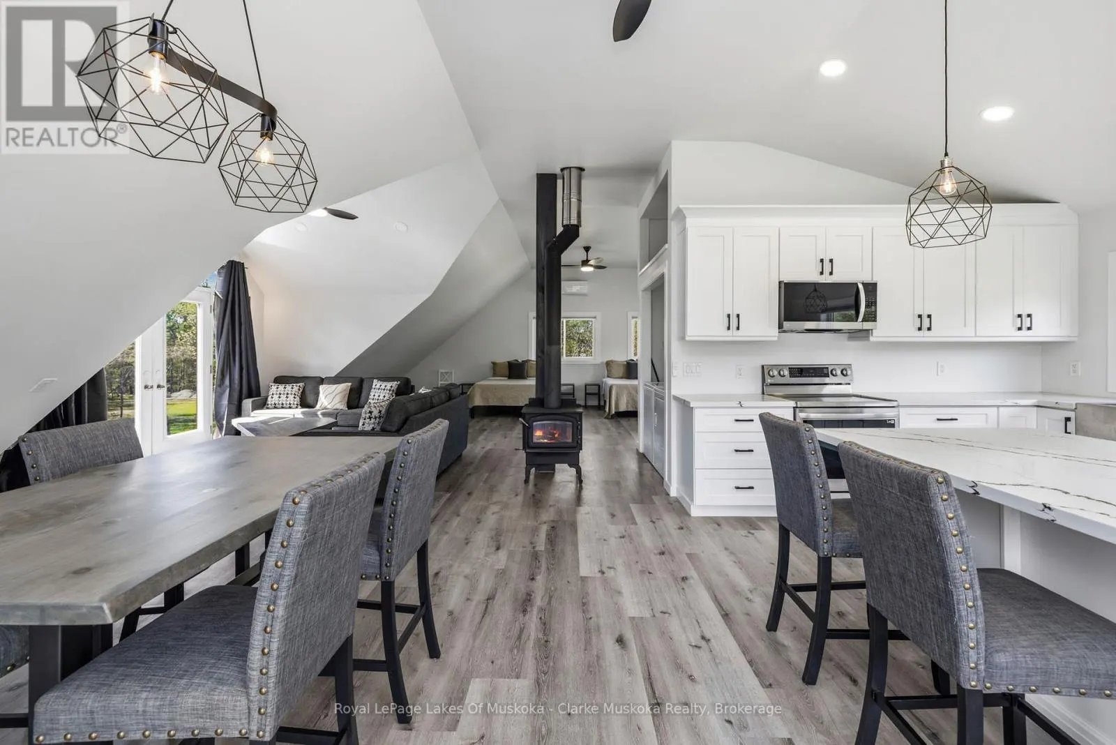 2517 SOUTHWOOD ROAD