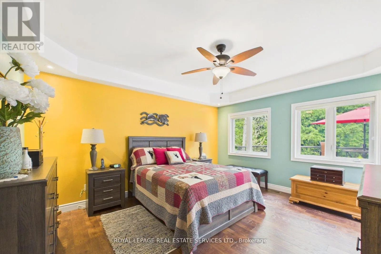1045 TOWER CRESCENT
