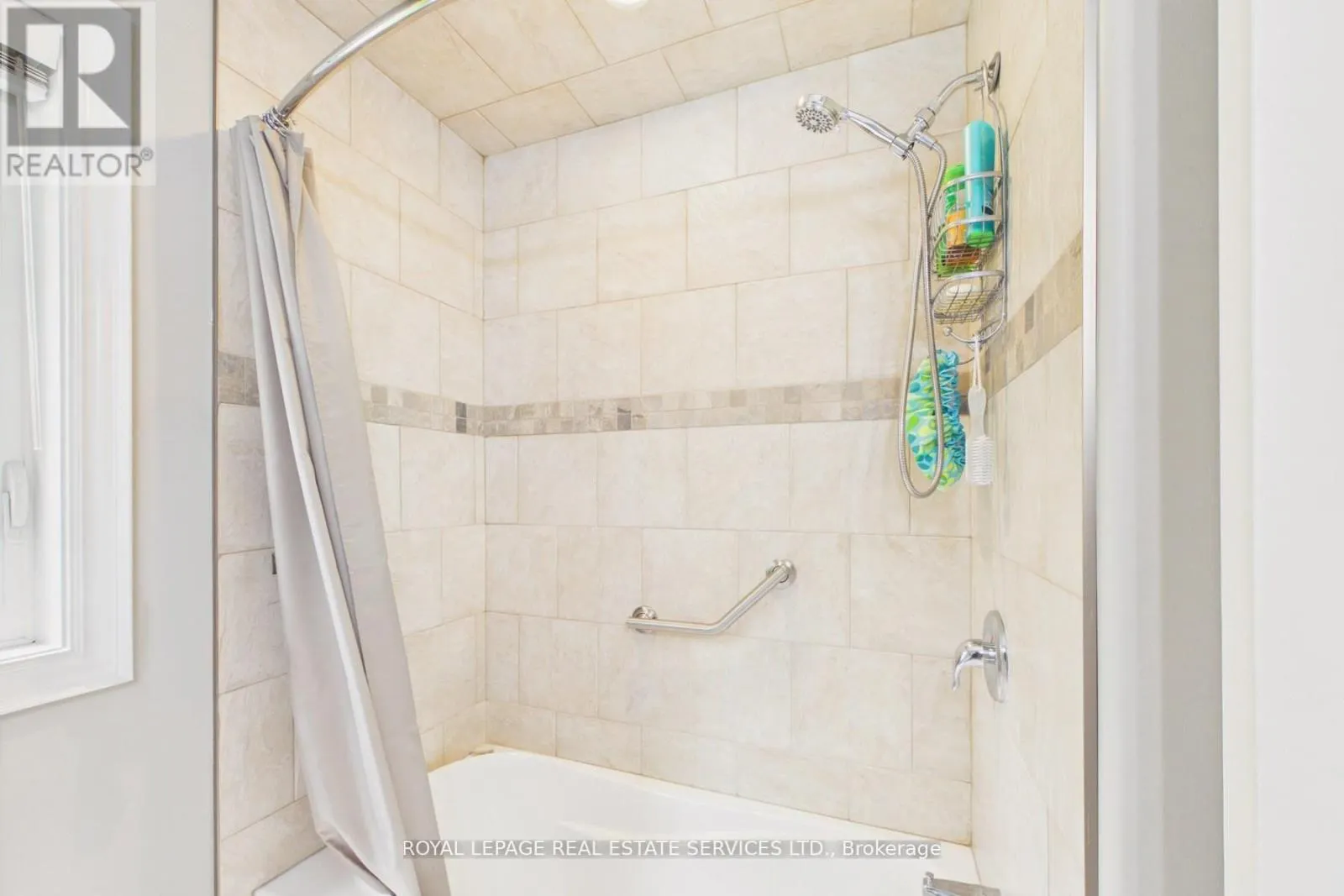 1045 TOWER CRESCENT