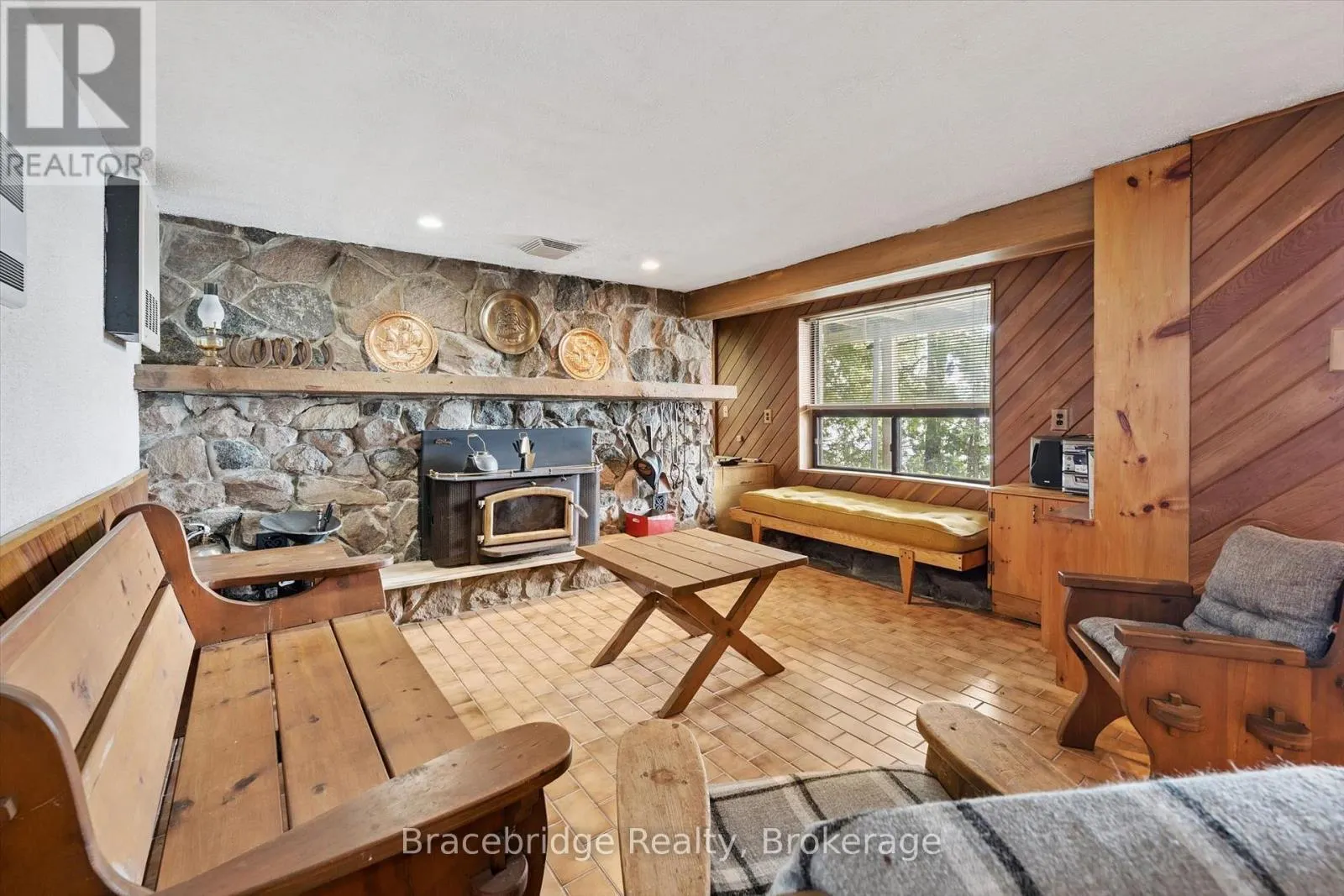 8-1125 CARLO ENTERPRISE ROAD