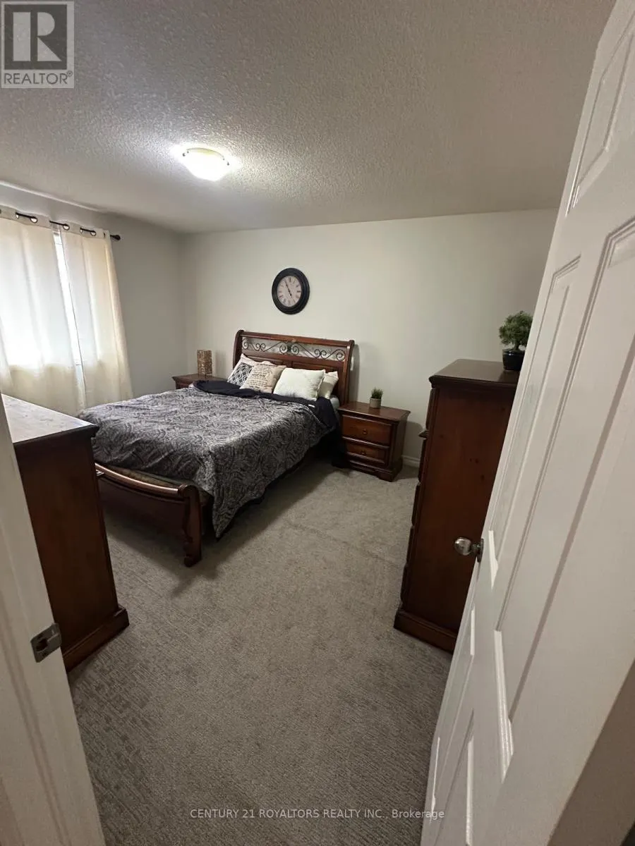 100 SOUTHVIEW COURT