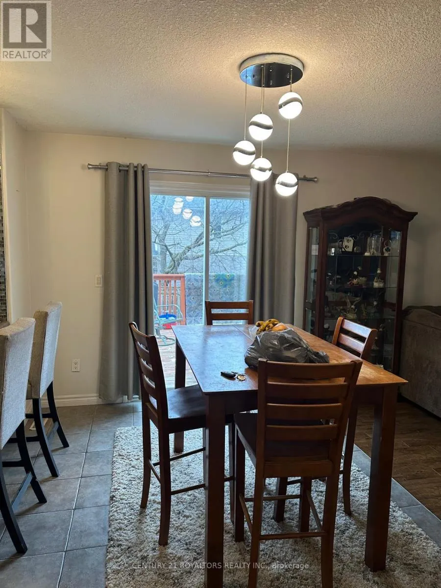 100 SOUTHVIEW COURT