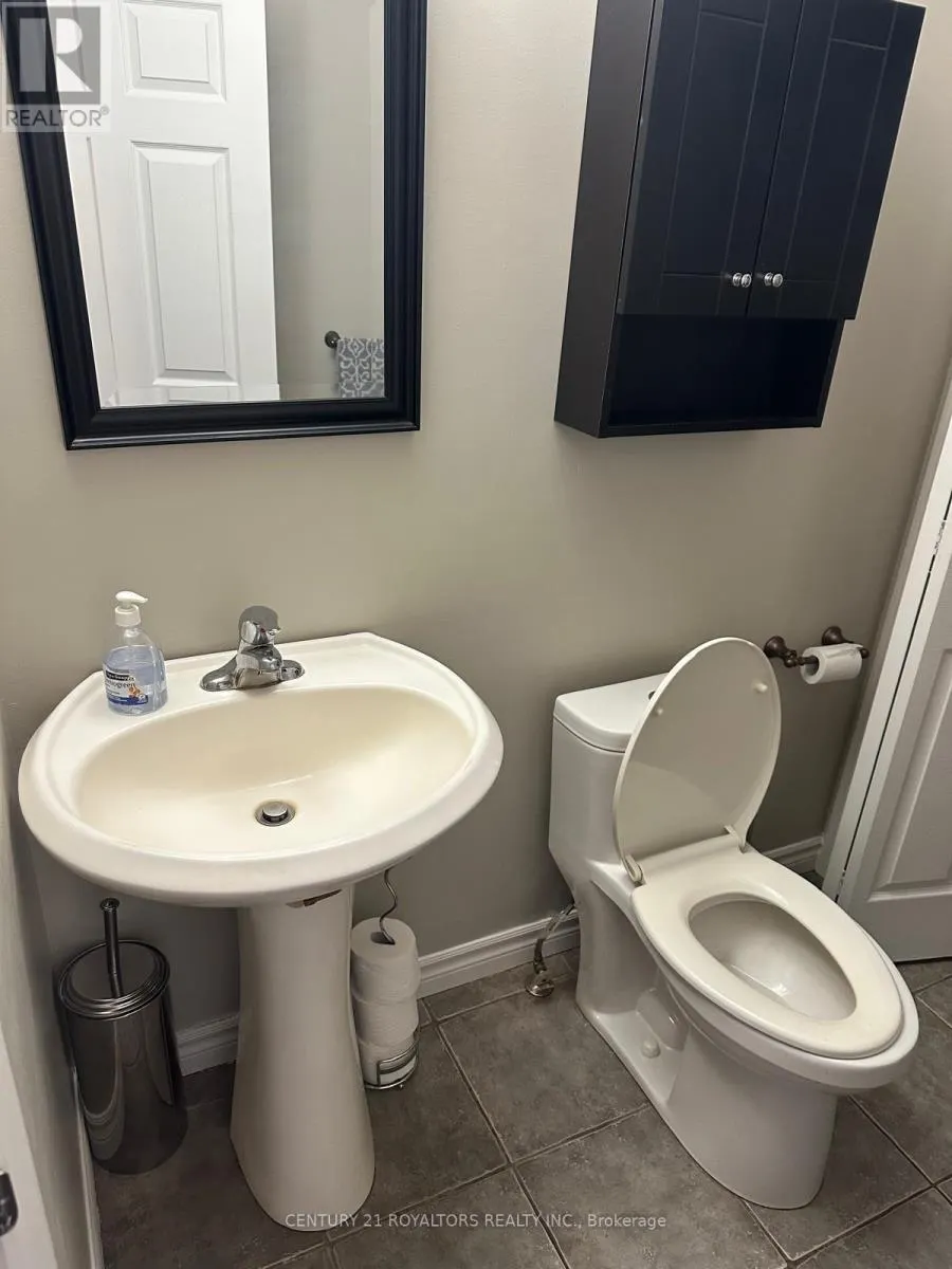 100 SOUTHVIEW COURT