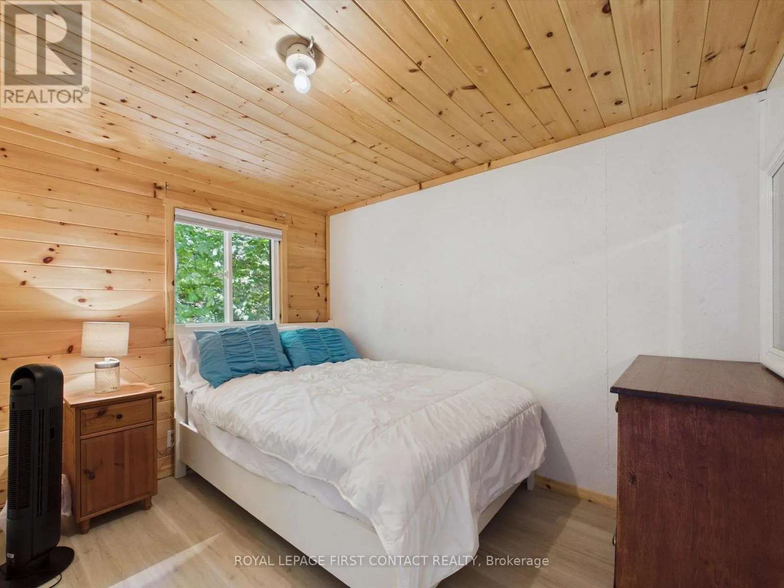 321 HEALEY LAKE W/A
