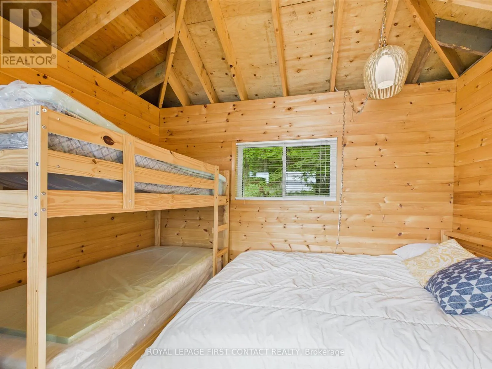 321 HEALEY LAKE W/A