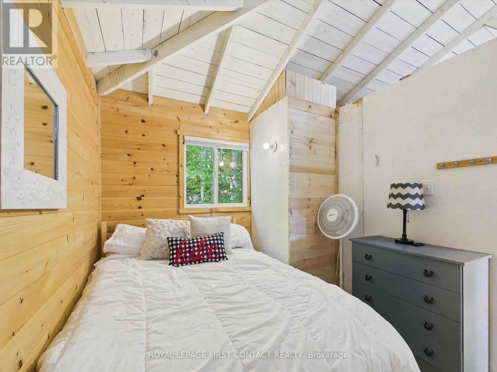 321 HEALEY LAKE W/A