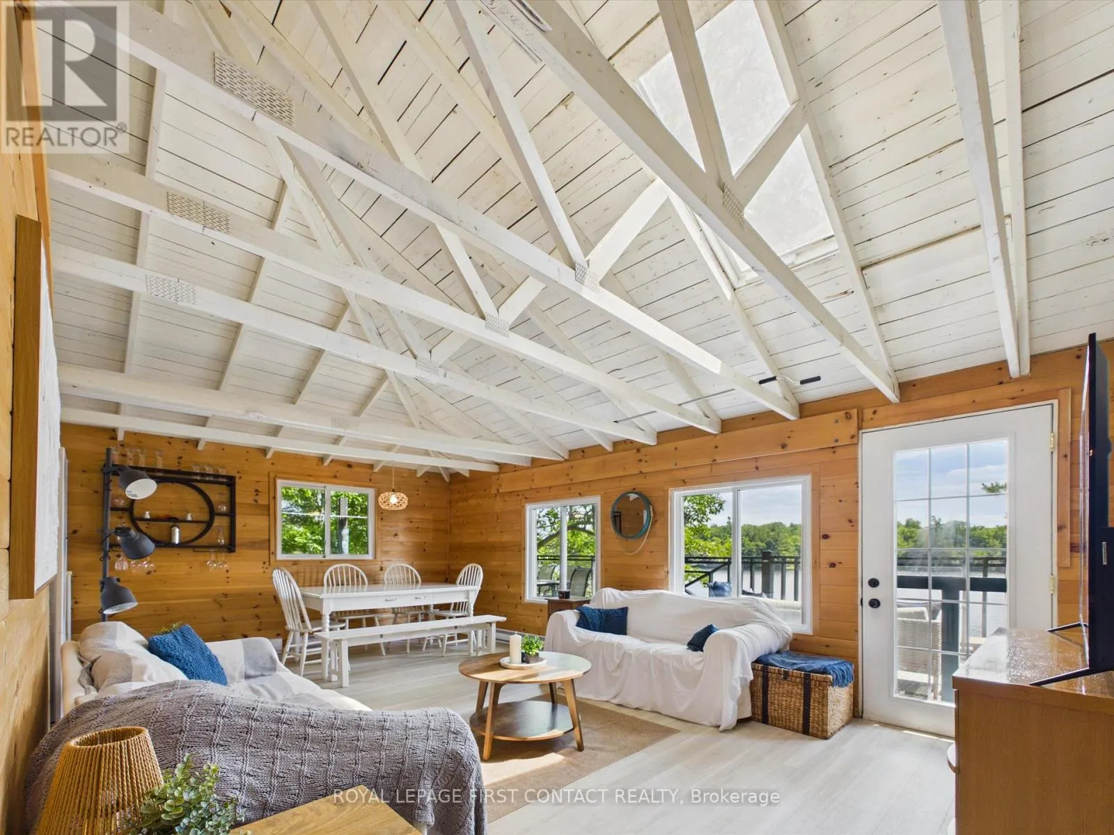 321 HEALEY LAKE W/A