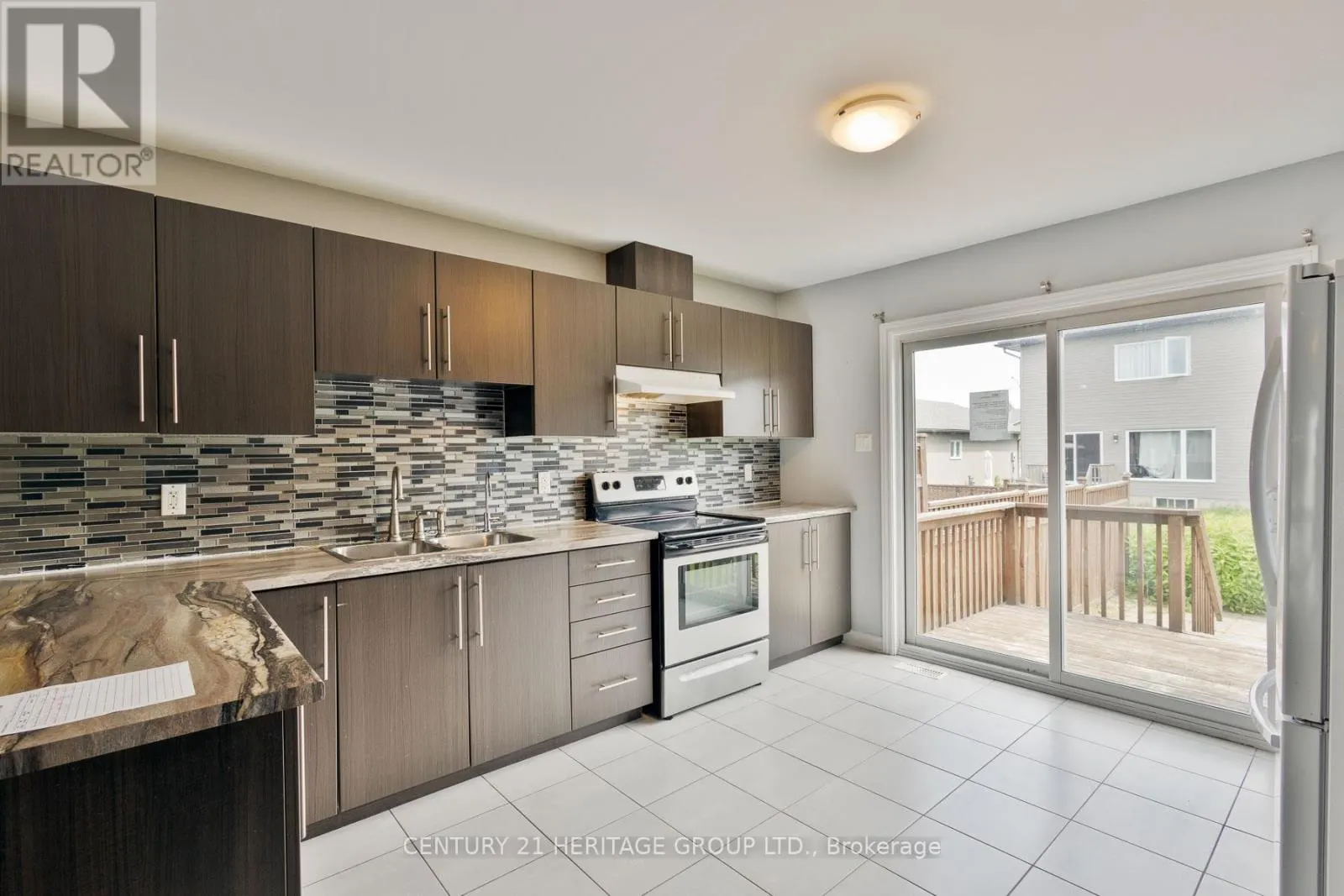 367 TRILLIUM CIRCLE