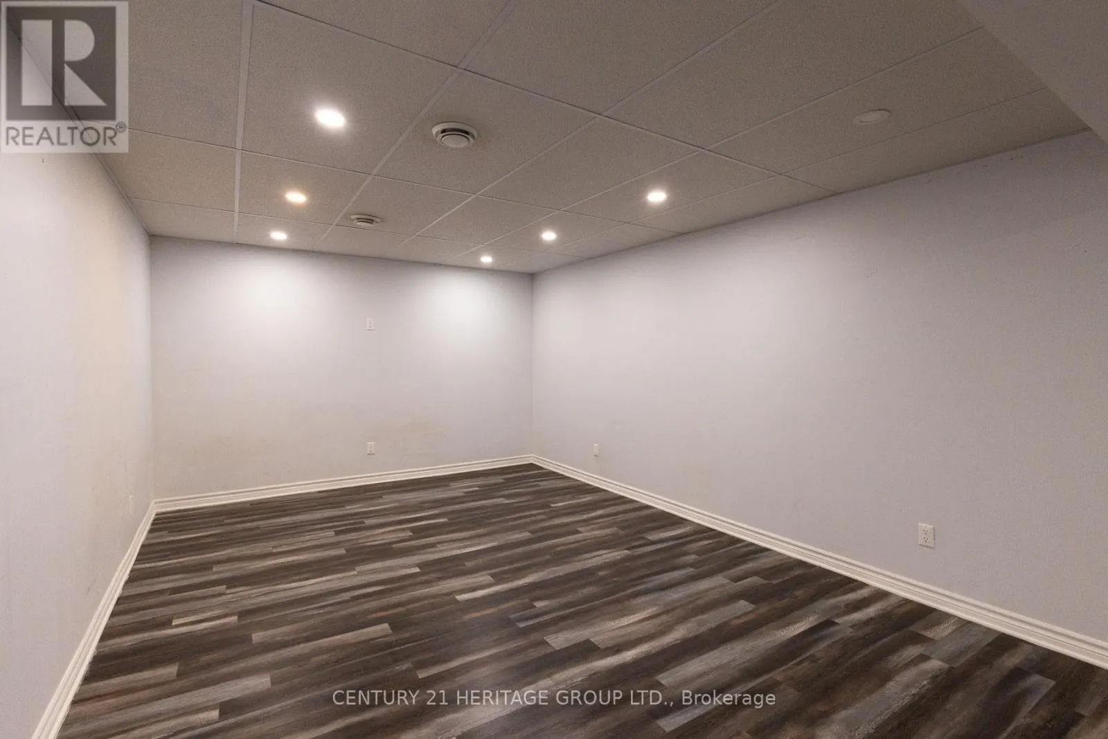 367 TRILLIUM CIRCLE