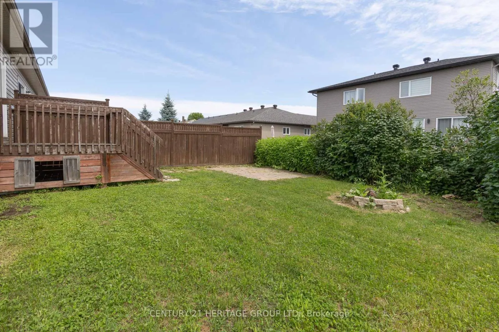 367 TRILLIUM CIRCLE
