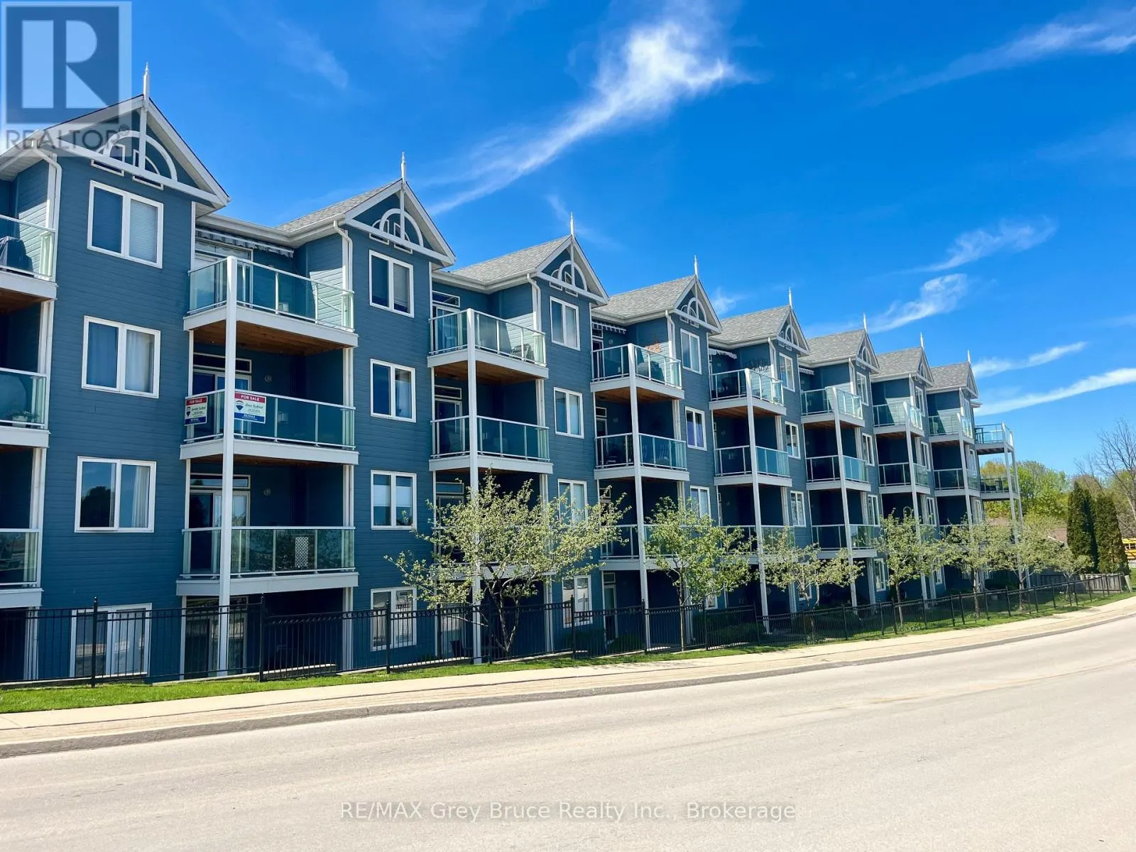 308 - 34 BAYFIELD STREET #308
