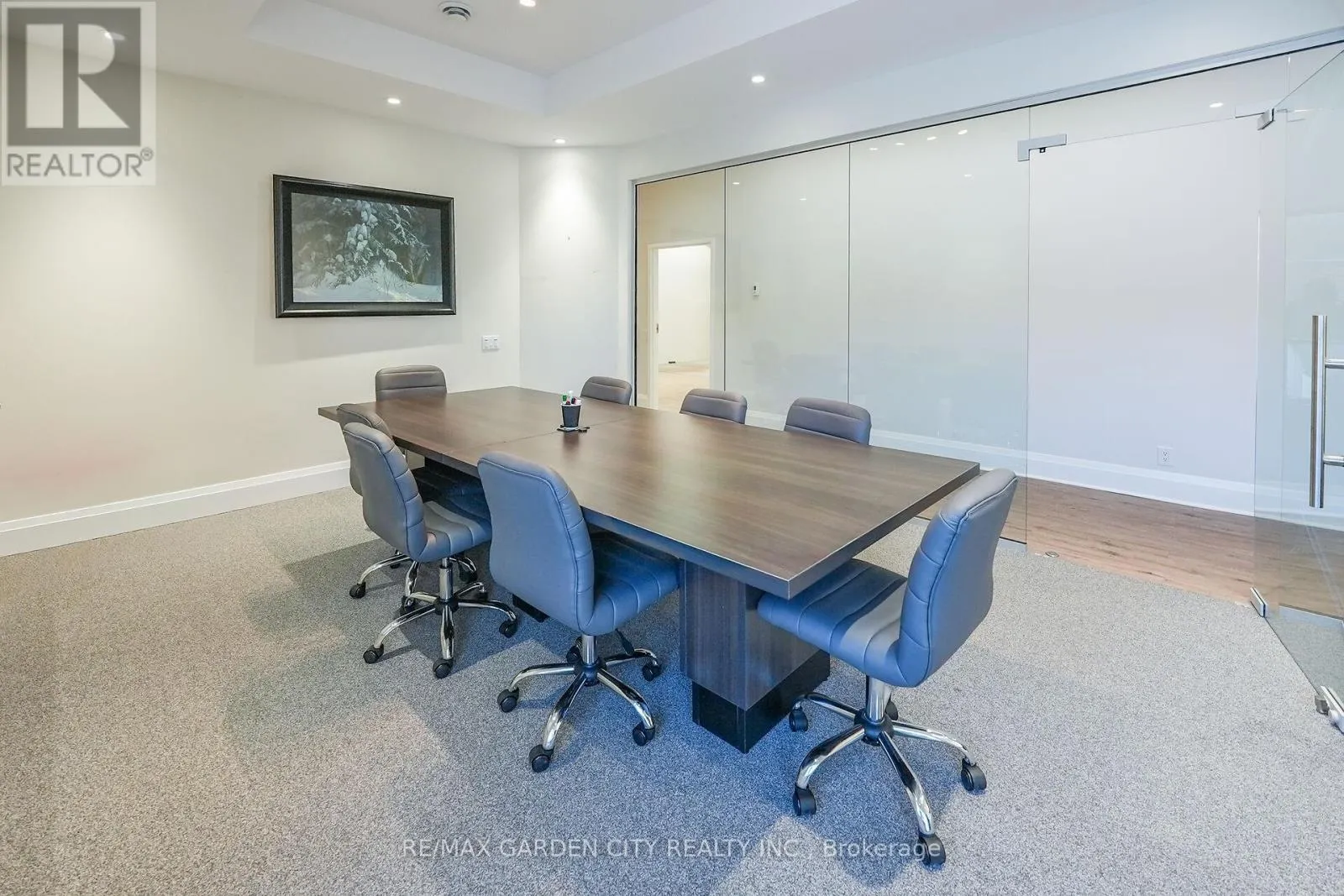 4 - 4696 BARTLETT ROAD #4