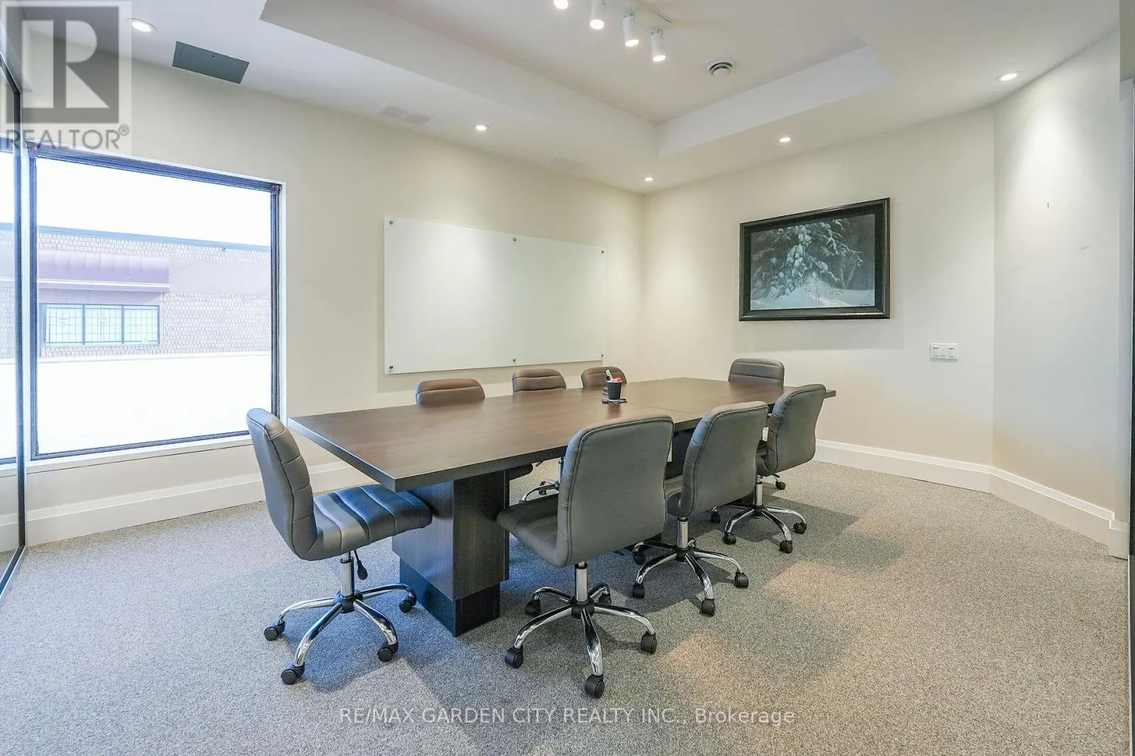 4 - 4696 BARTLETT ROAD #4