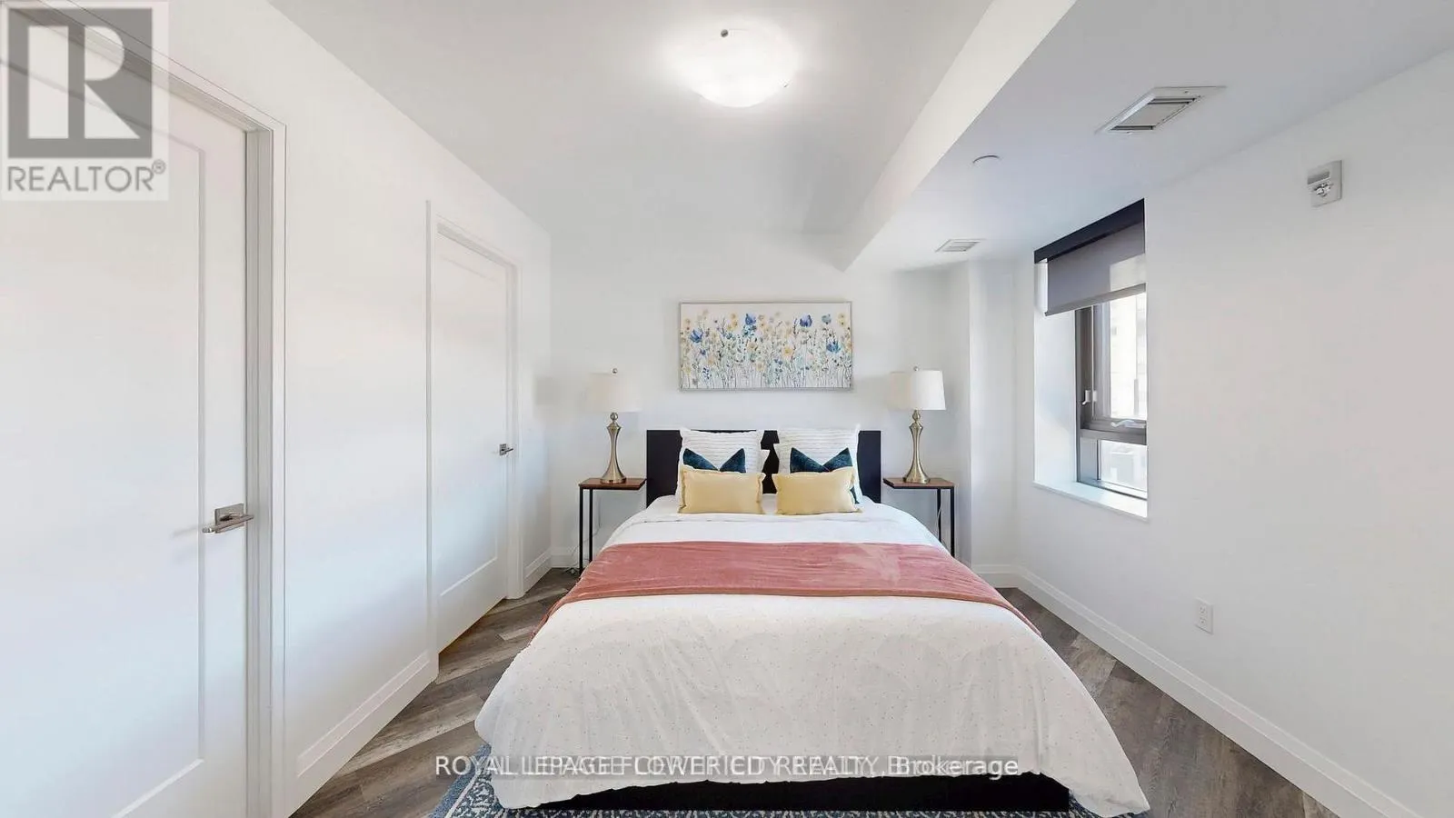 411 - 332 GOSLING GARDENS