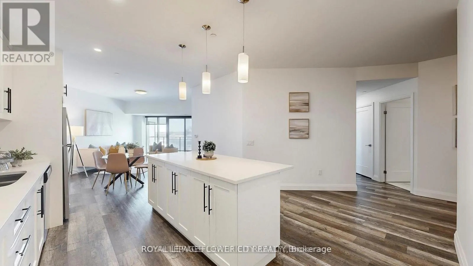 411 - 332 GOSLING GARDENS