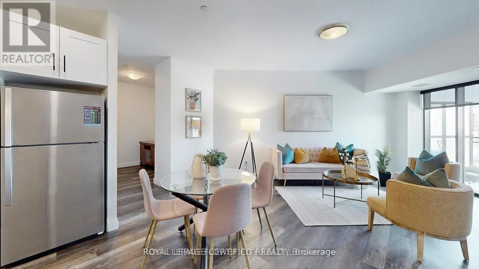 411 - 332 GOSLING GARDENS