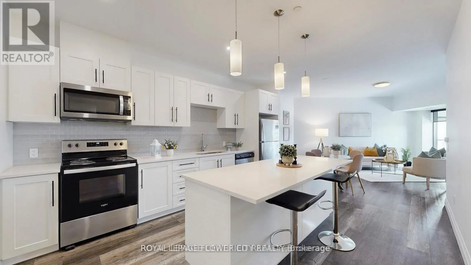 411 - 332 GOSLING GARDENS
