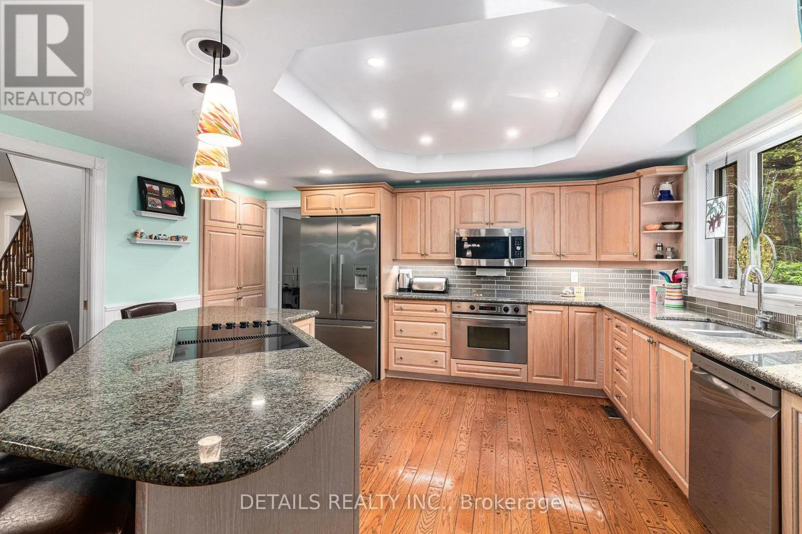 3 WINTERGREEN DRIVE