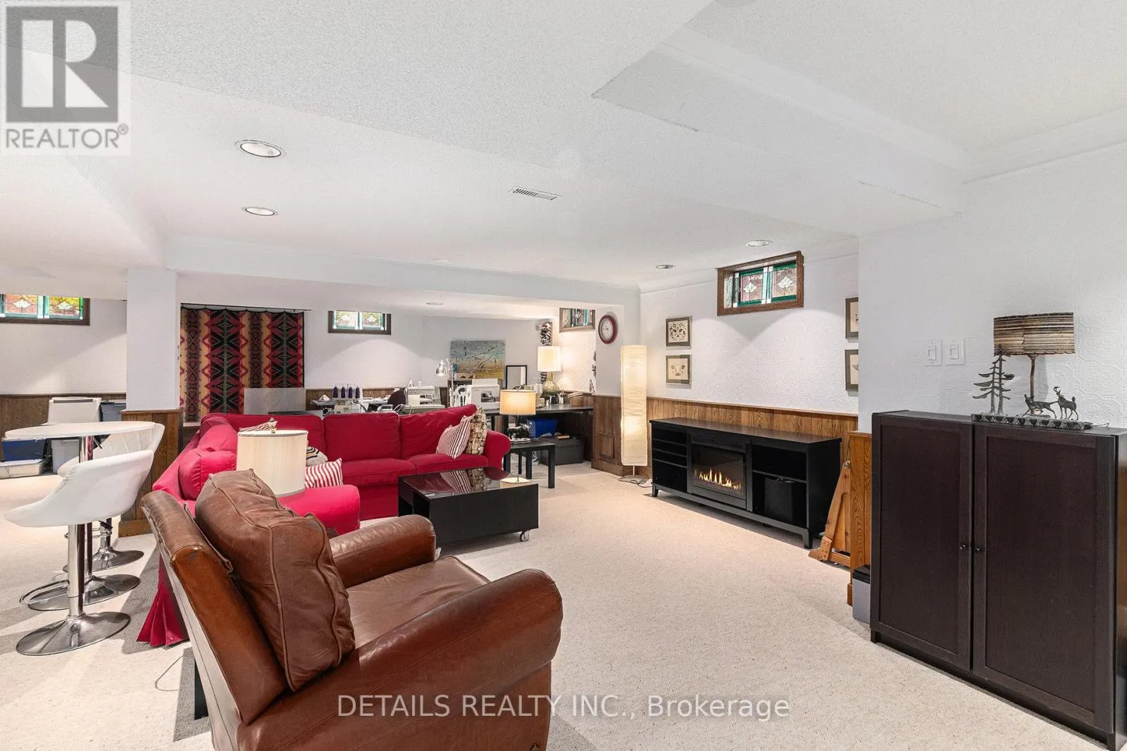 3 WINTERGREEN DRIVE