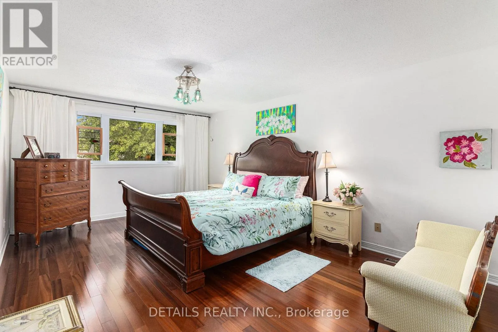 3 WINTERGREEN DRIVE