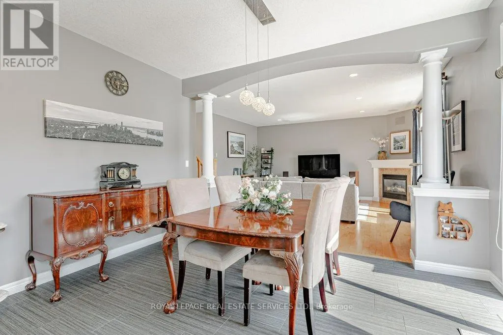 560 LAKEVIEW DRIVE