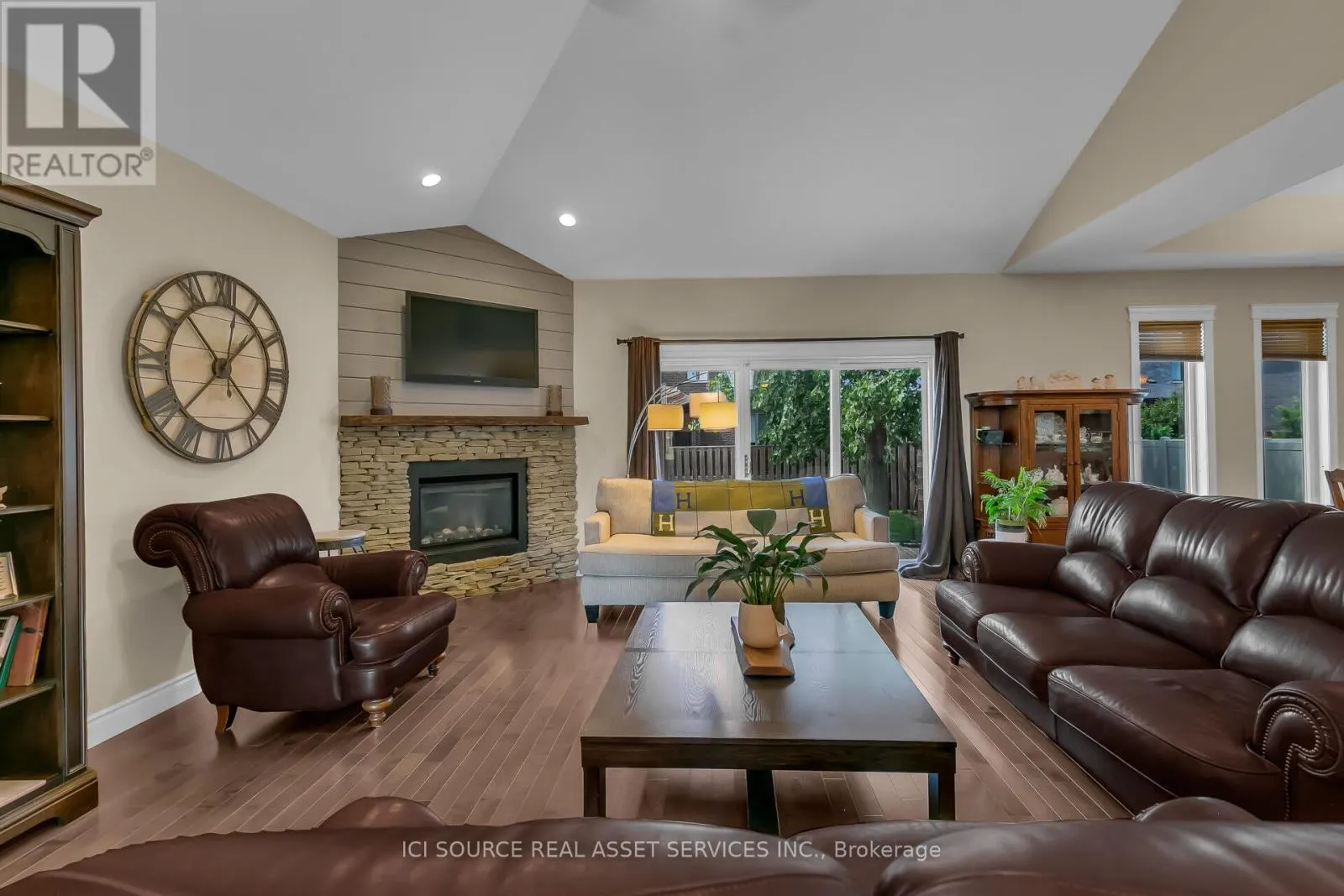 1378 TRADITIONAL TRAIL