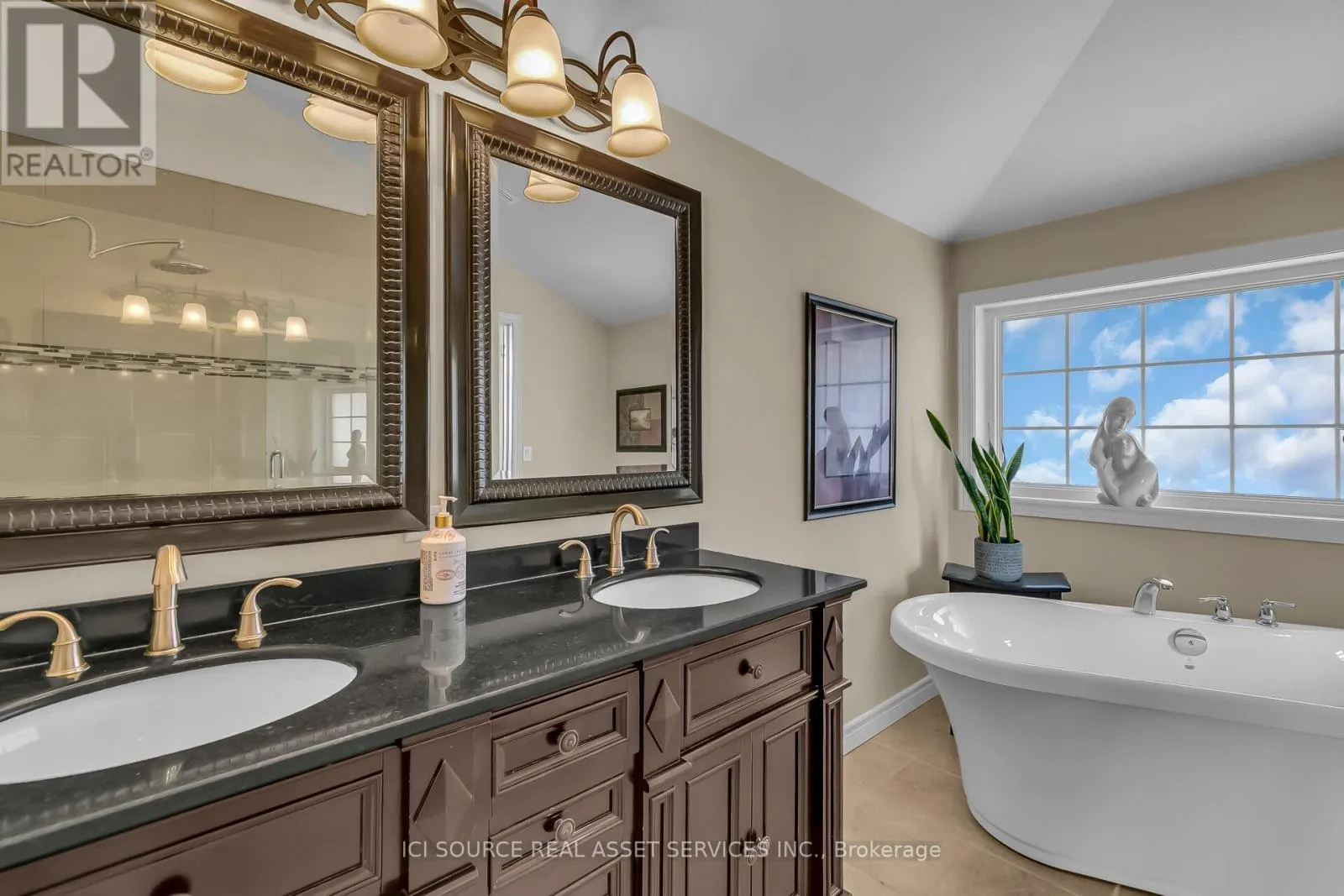 1378 TRADITIONAL TRAIL