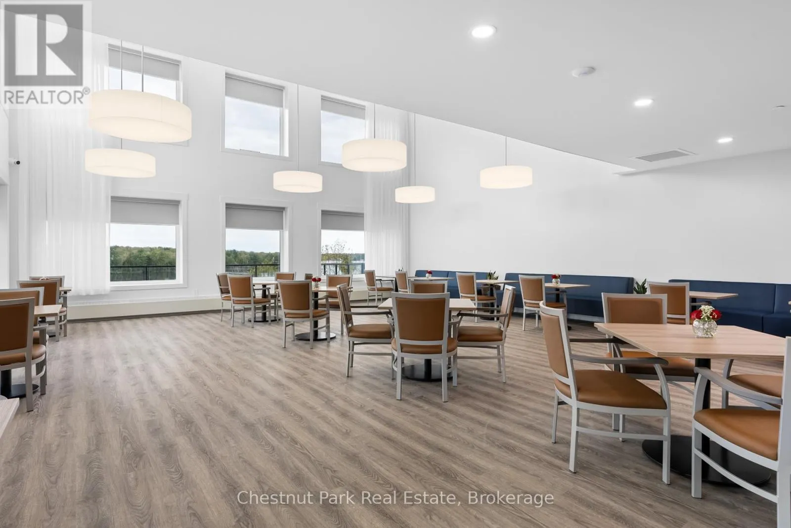 (STUDIO SUITE) - 520 ISAAC STREET