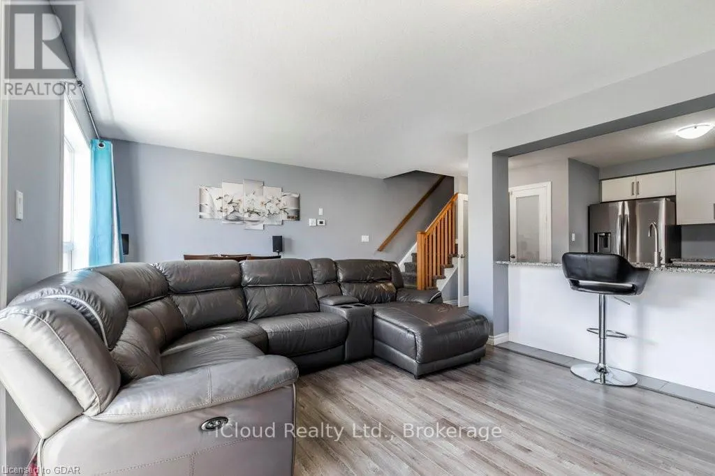 122 SUMMIT RIDGE DRIVE