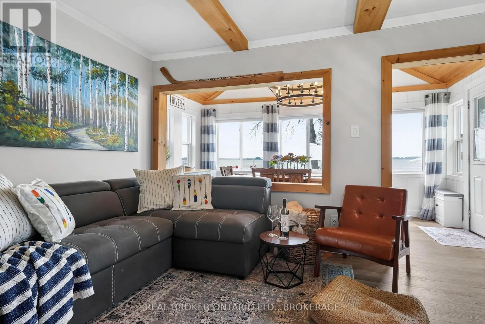 19 HAMILTON ISLAND ROAD