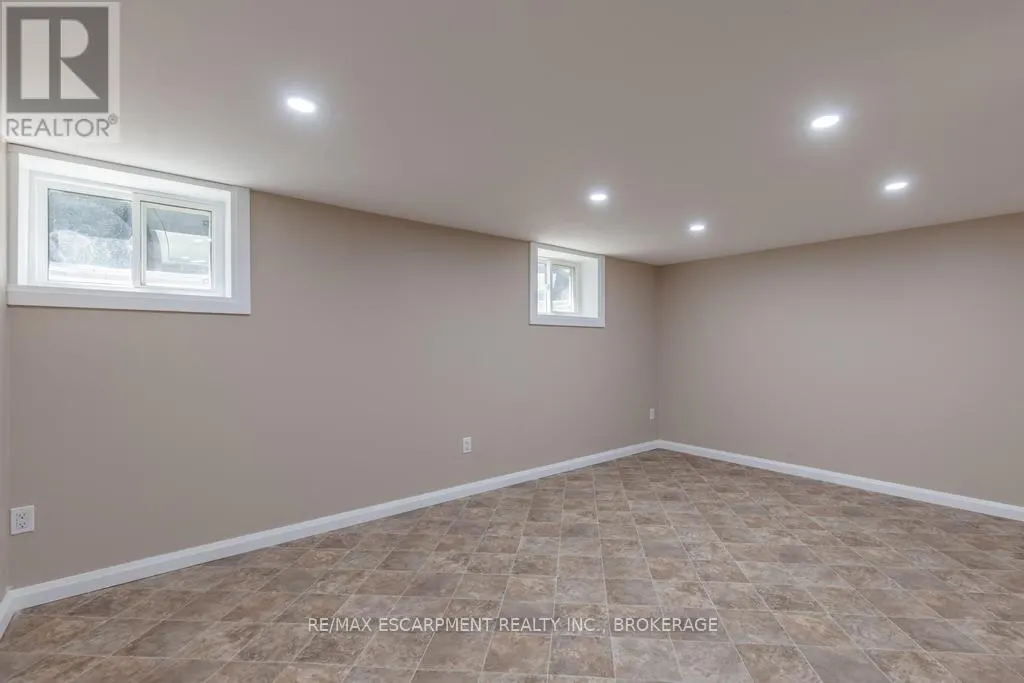 5701 DORCHESTER ROAD
