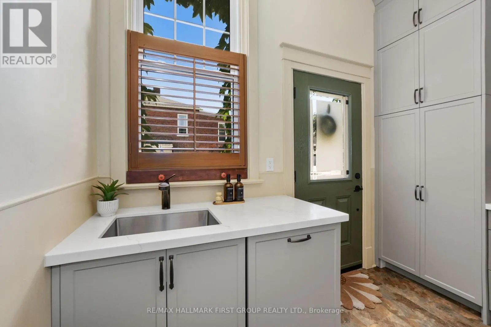274 RIDOUT STREET