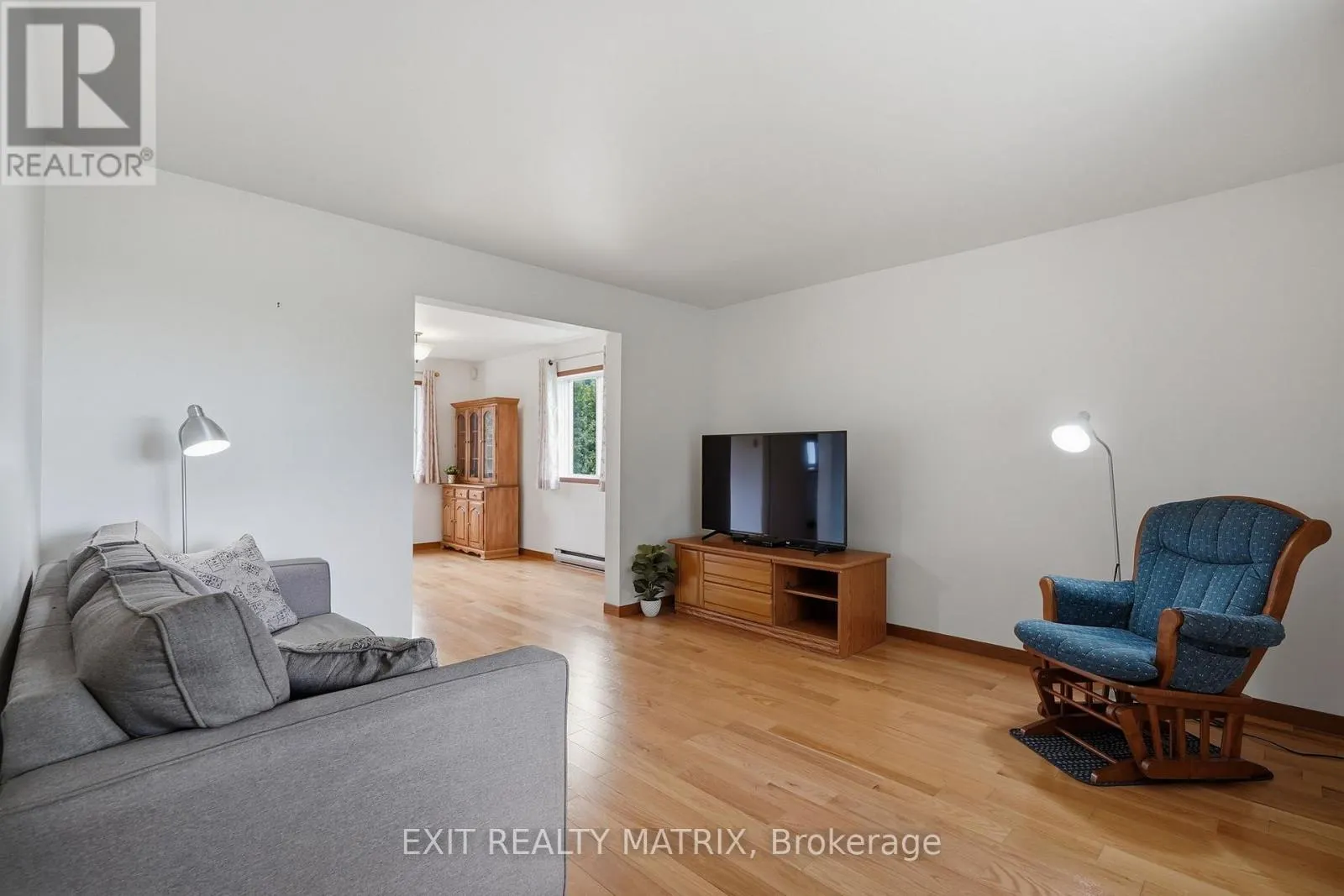 18203 KENYON 19 CONCESSION