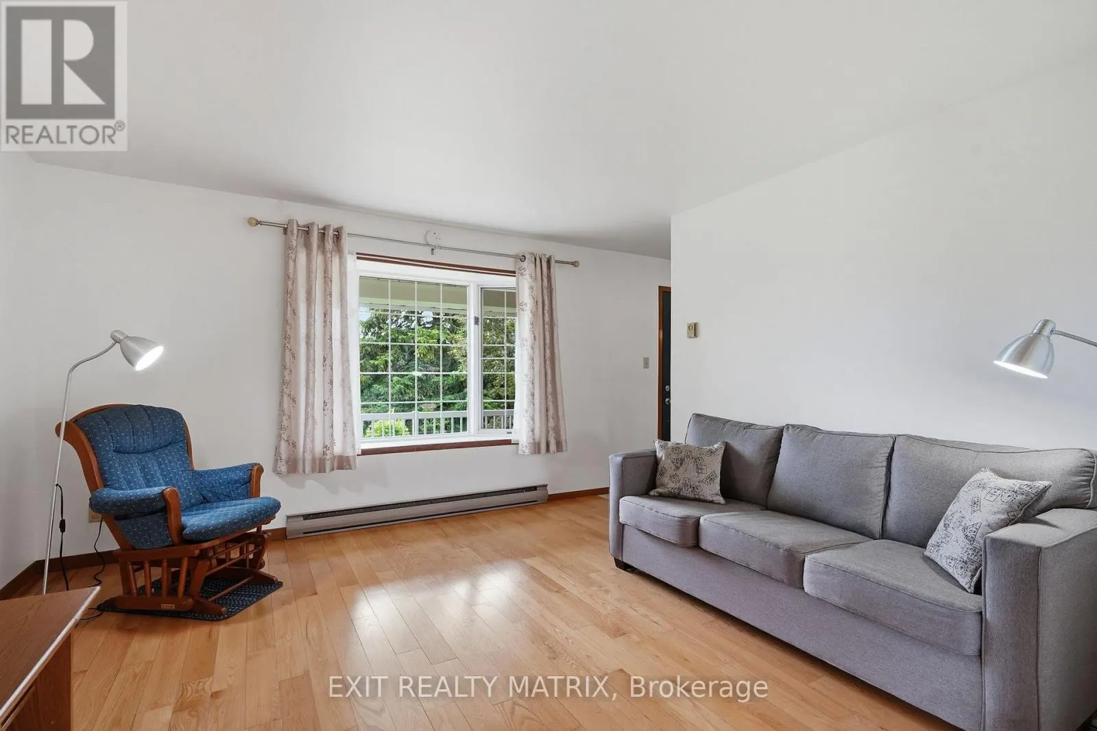 18203 KENYON 19 CONCESSION