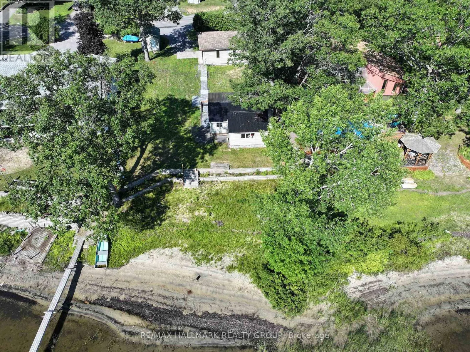 1114 BAYVIEW DRIVE