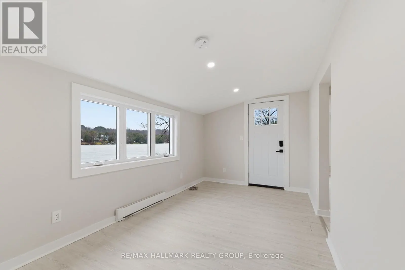 1114 BAYVIEW DRIVE