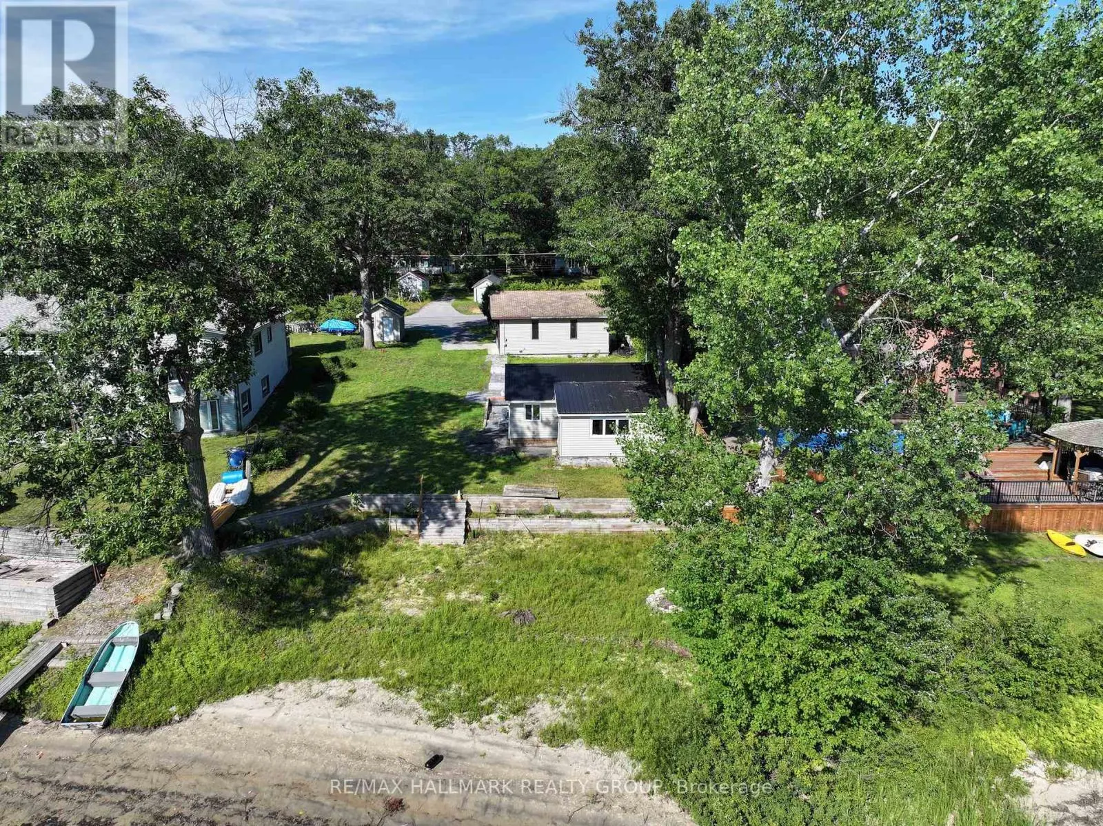 1114 BAYVIEW DRIVE