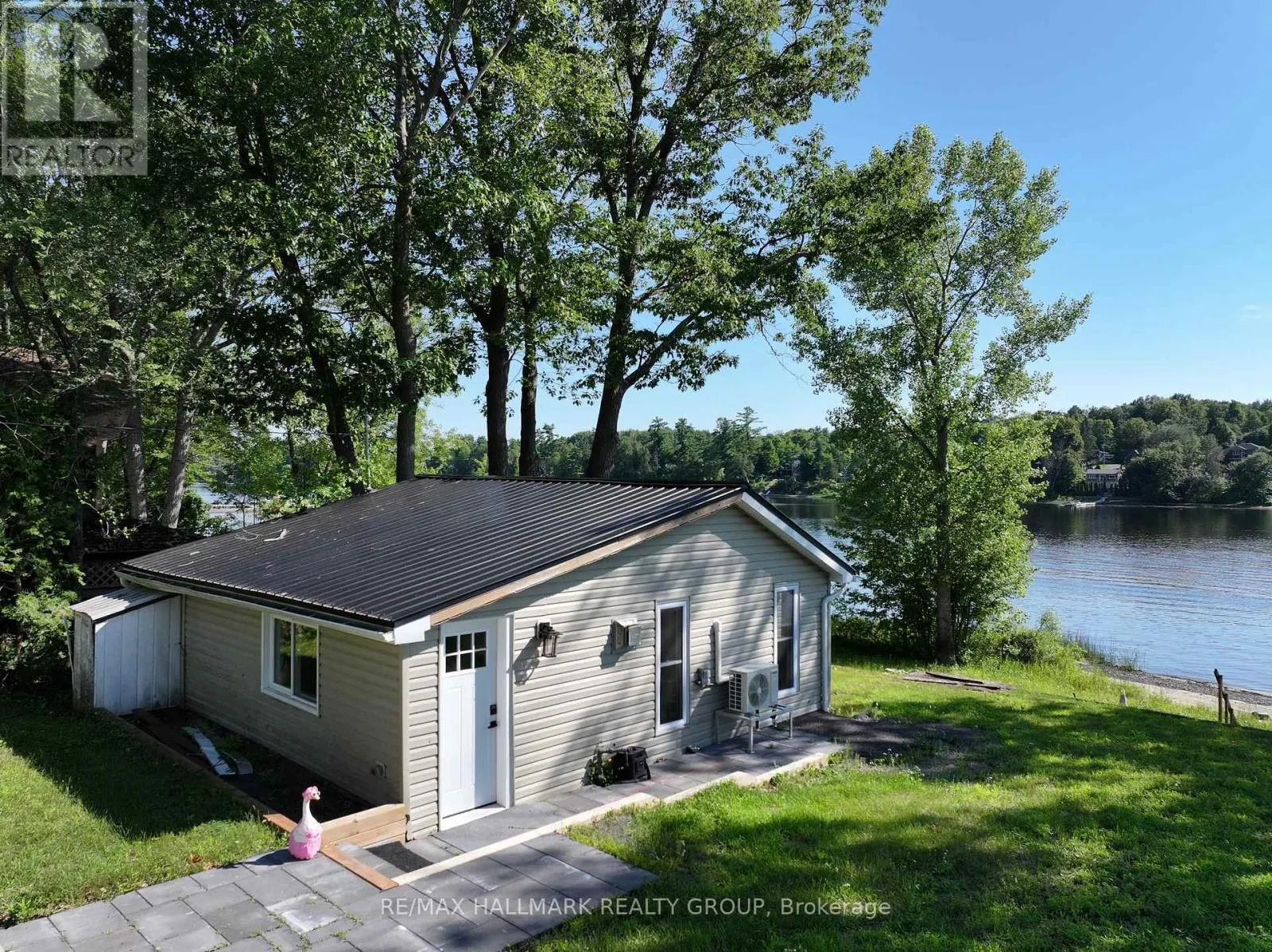 1114 BAYVIEW DRIVE