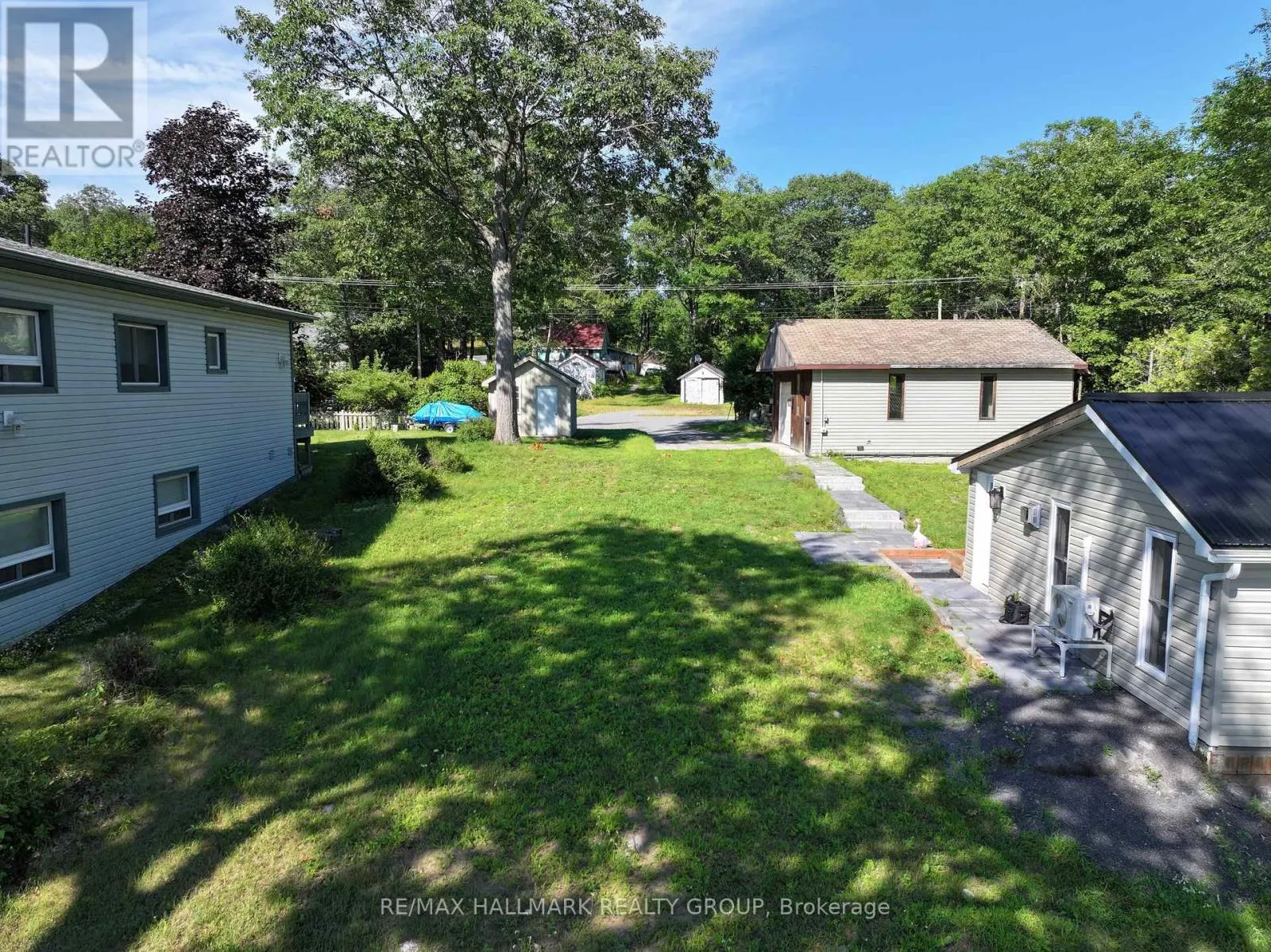 1114 BAYVIEW DRIVE