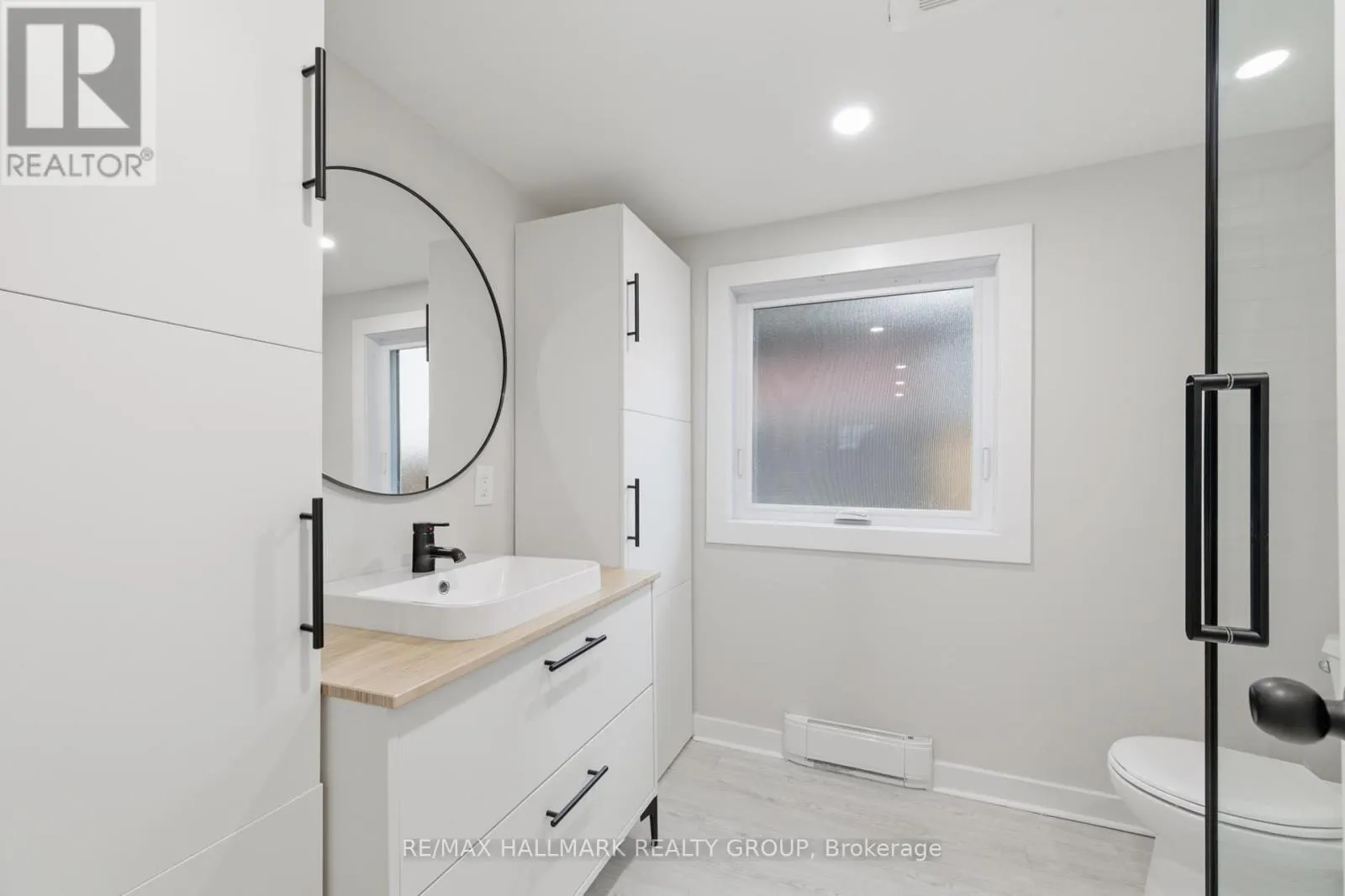 1114 BAYVIEW DRIVE