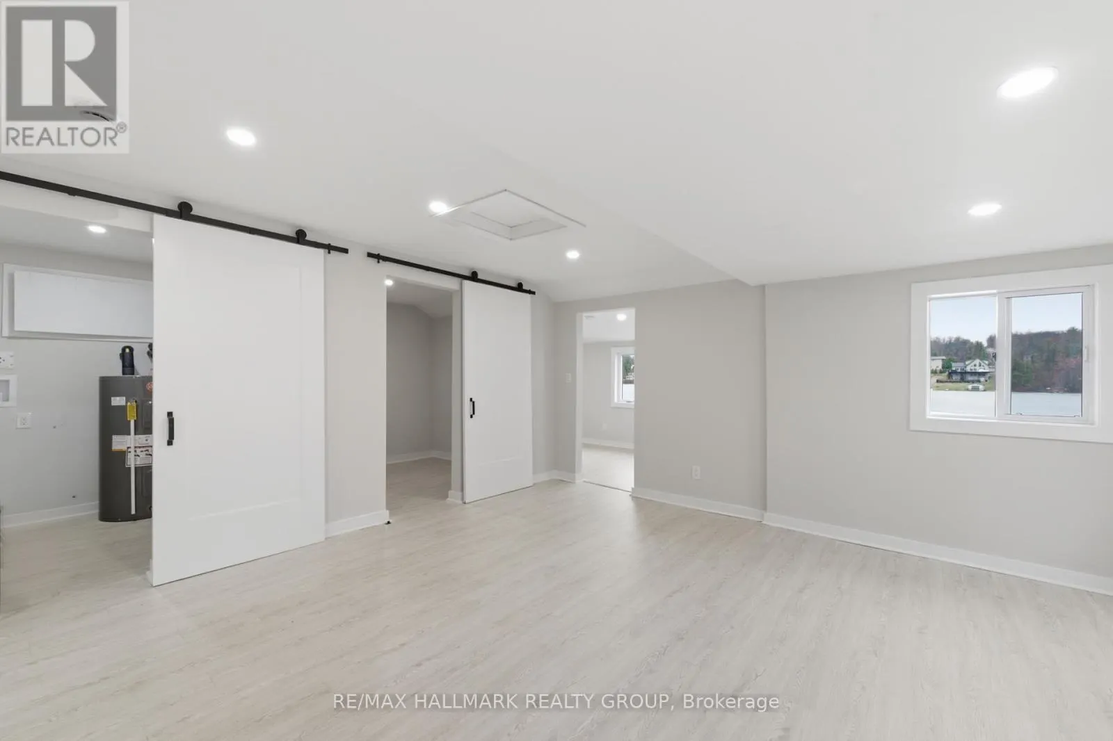 1114 BAYVIEW DRIVE