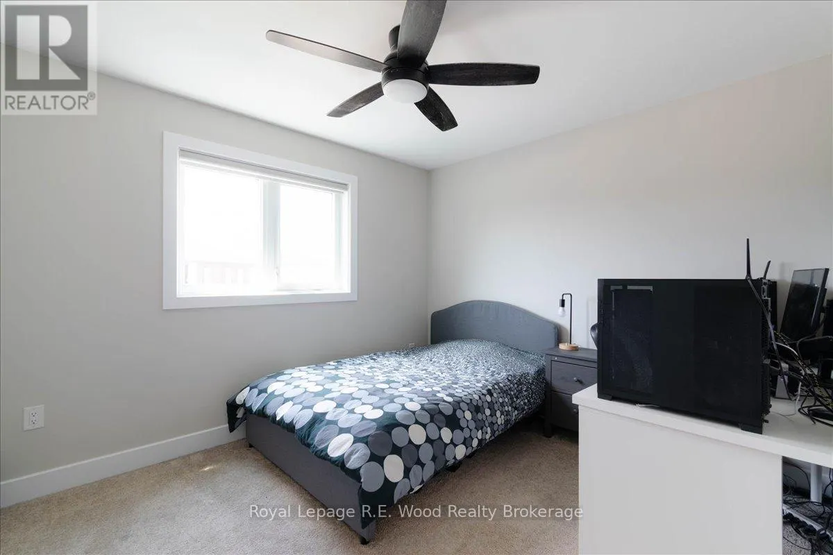 72 TRAILVIEW DRIVE E