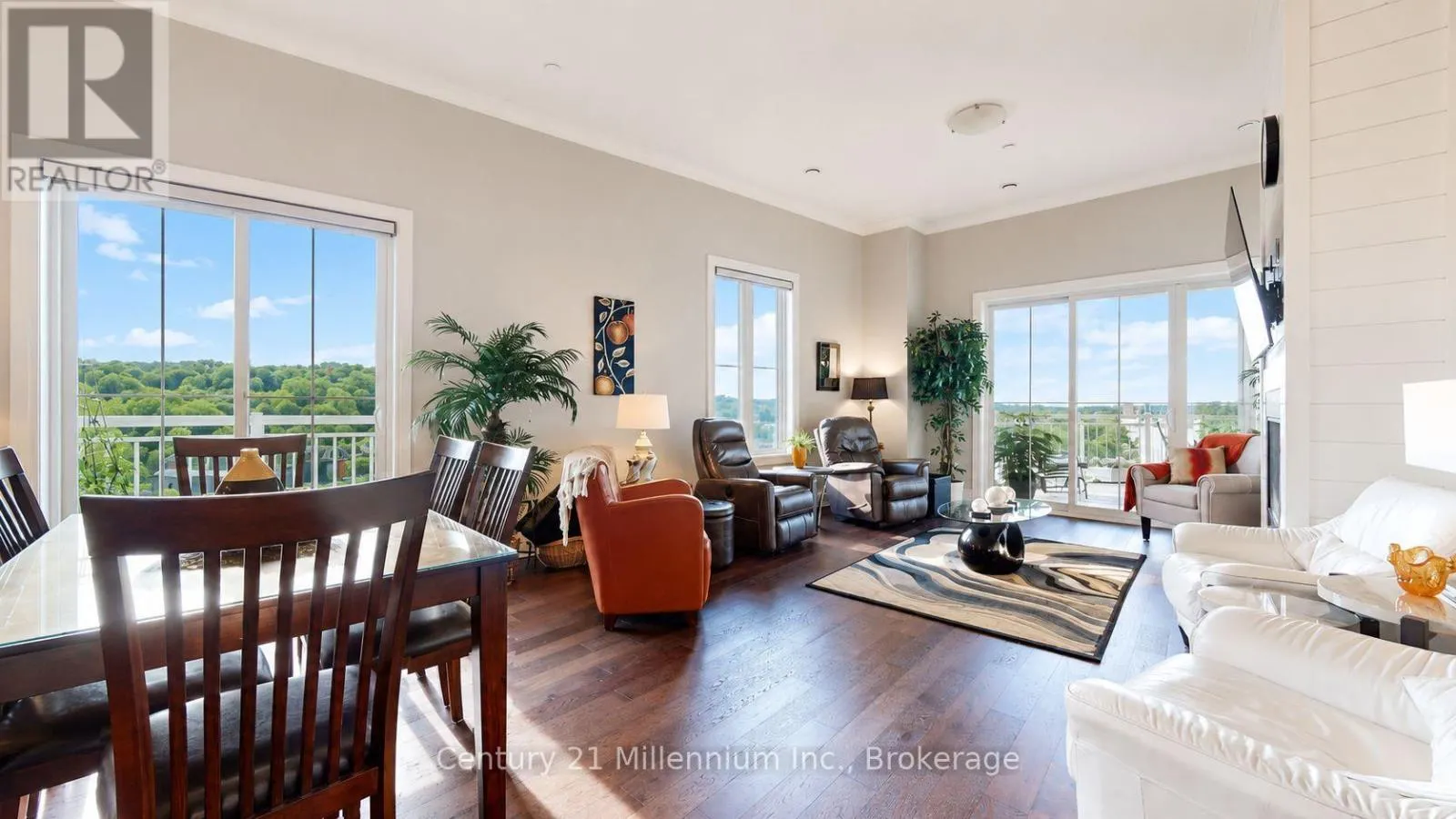604 - 80 9TH STREET E #604